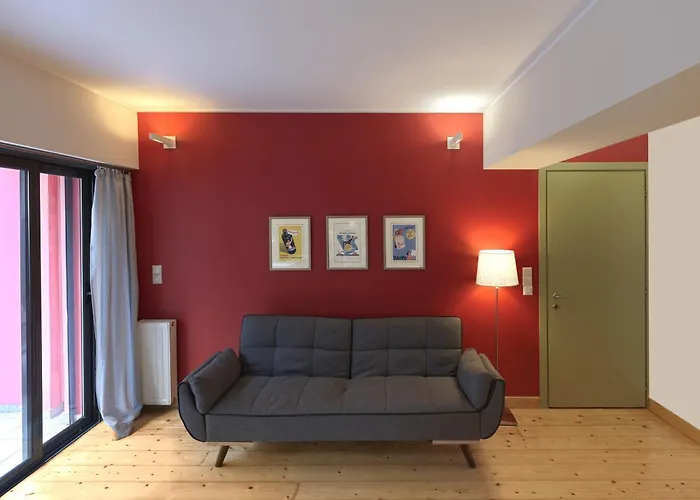 Koukaki Garden Escape Child Friendly Apartment